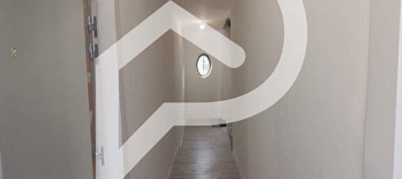 5 bedrooms Building in Le Cateau-Cambresis, France No. 77015 5