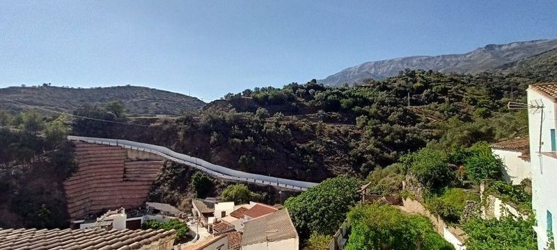 Villa de 2 dormitorios en Salares, Spain No. 223379