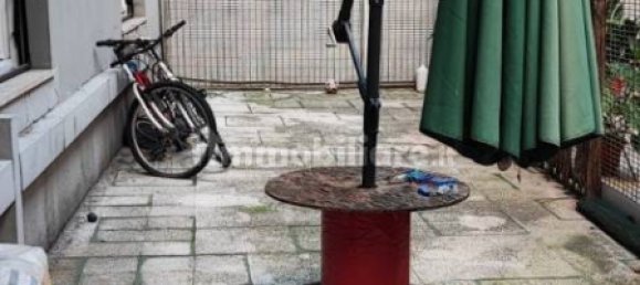 Apartamento T2 em Rome, Italy N.º 347011 12