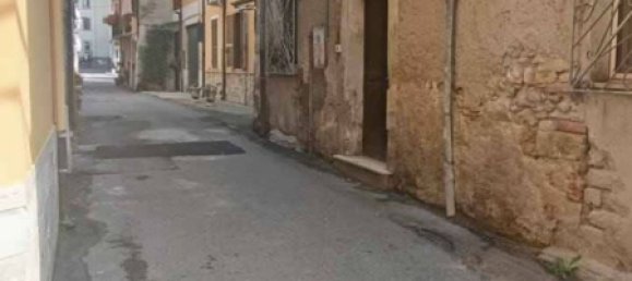 Квартира с 4 комнатами в Понтекорво, Италия № 143332 8