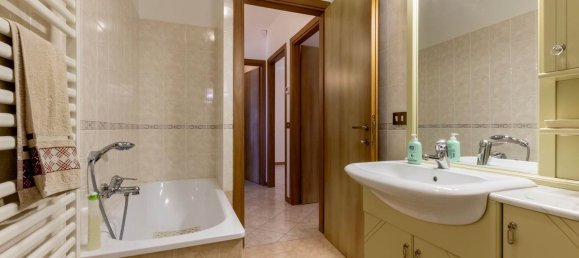 4 rooms Apartment in Sovicille, Italy No. 220297 4