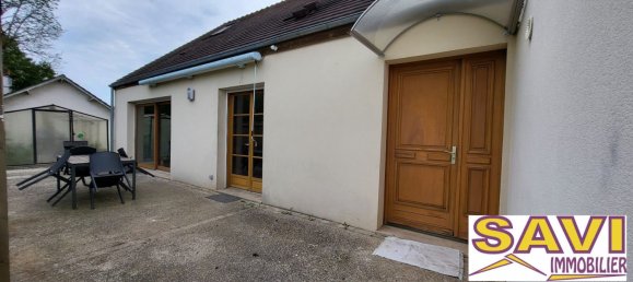 Casa de 6 dormitorios en Montbouy, France No. 87520 4