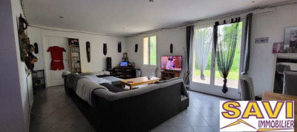 Casa de 6 dormitorios en Montbouy, France No. 87520 19