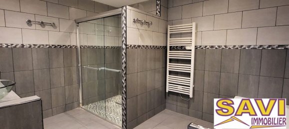 Casa de 6 dormitorios en Montbouy, France No. 87520 18