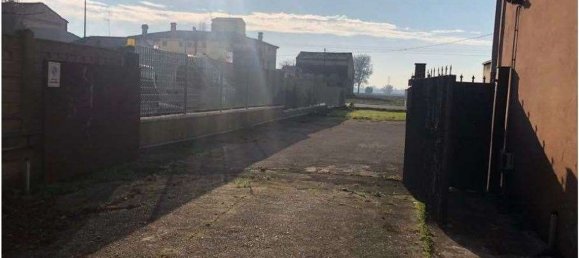 8 rooms Apartment in Nogara, Italy No. 208782 5