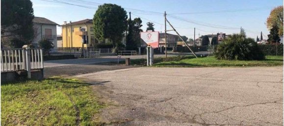 8 rooms Apartment in Nogara, Italy No. 208782 3