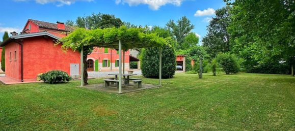 15-salle Villa à San Possidonio, Italy No. 59997 13