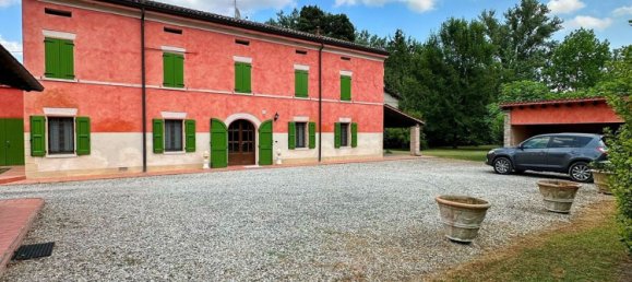 15-salle Villa à San Possidonio, Italy No. 59997 8