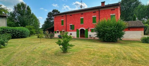 15-salle Villa à San Possidonio, Italy No. 59997 3