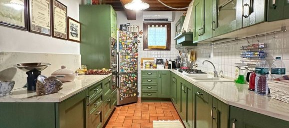 15-salle Villa à San Possidonio, Italy No. 59997 28