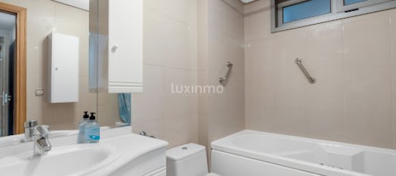 2 bedrooms Apartment in Alicante, Spain No. 141740 8