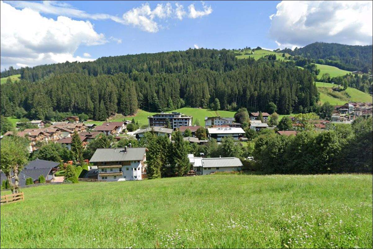 Terreno em Kirchberg in Tirol, Austria N.º 212515
