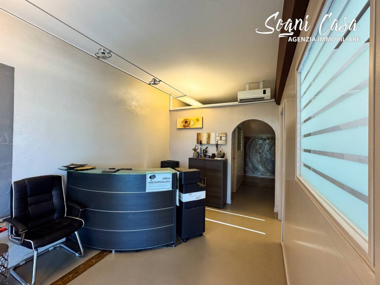 4-Zimmer Büro in Castelletto sopra Ticino, Italy, Nr. 298510