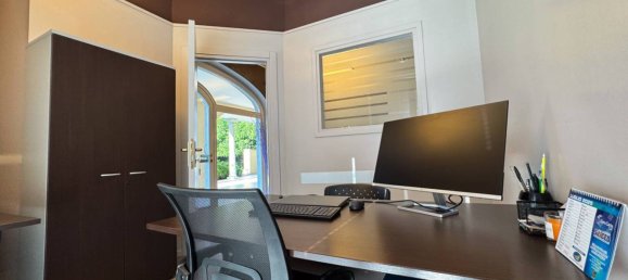 4-Zimmer Büro in Castelletto sopra Ticino, Italy, Nr. 298510 4