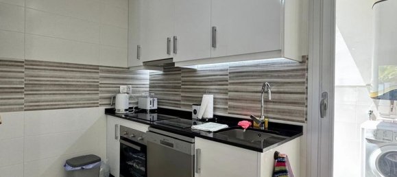 Apartamento de 2 dormitorios en Alicante, Spain No. 181495 6