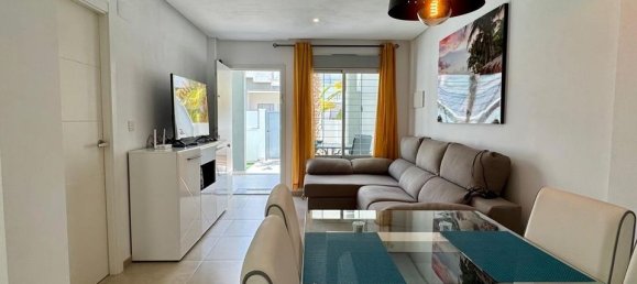 Apartamento de 2 dormitorios en Alicante, Spain No. 181495 4