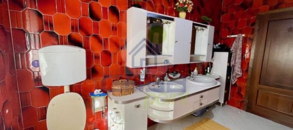 4 bedrooms Apartment in Castelvetro Piacentino, Italy No. 380688 18