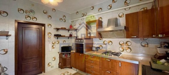 4 bedrooms Apartment in Castelvetro Piacentino, Italy No. 380688 14