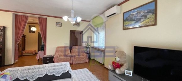 4 bedrooms Apartment in Castelvetro Piacentino, Italy No. 380688 6