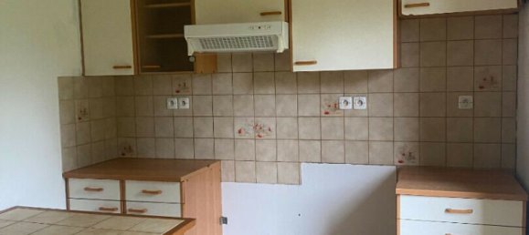 3 bedrooms House in Mayenne, France No. 357894 3