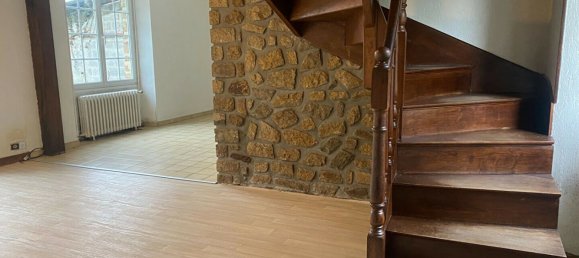 3 bedrooms House in Mayenne, France No. 357894 4