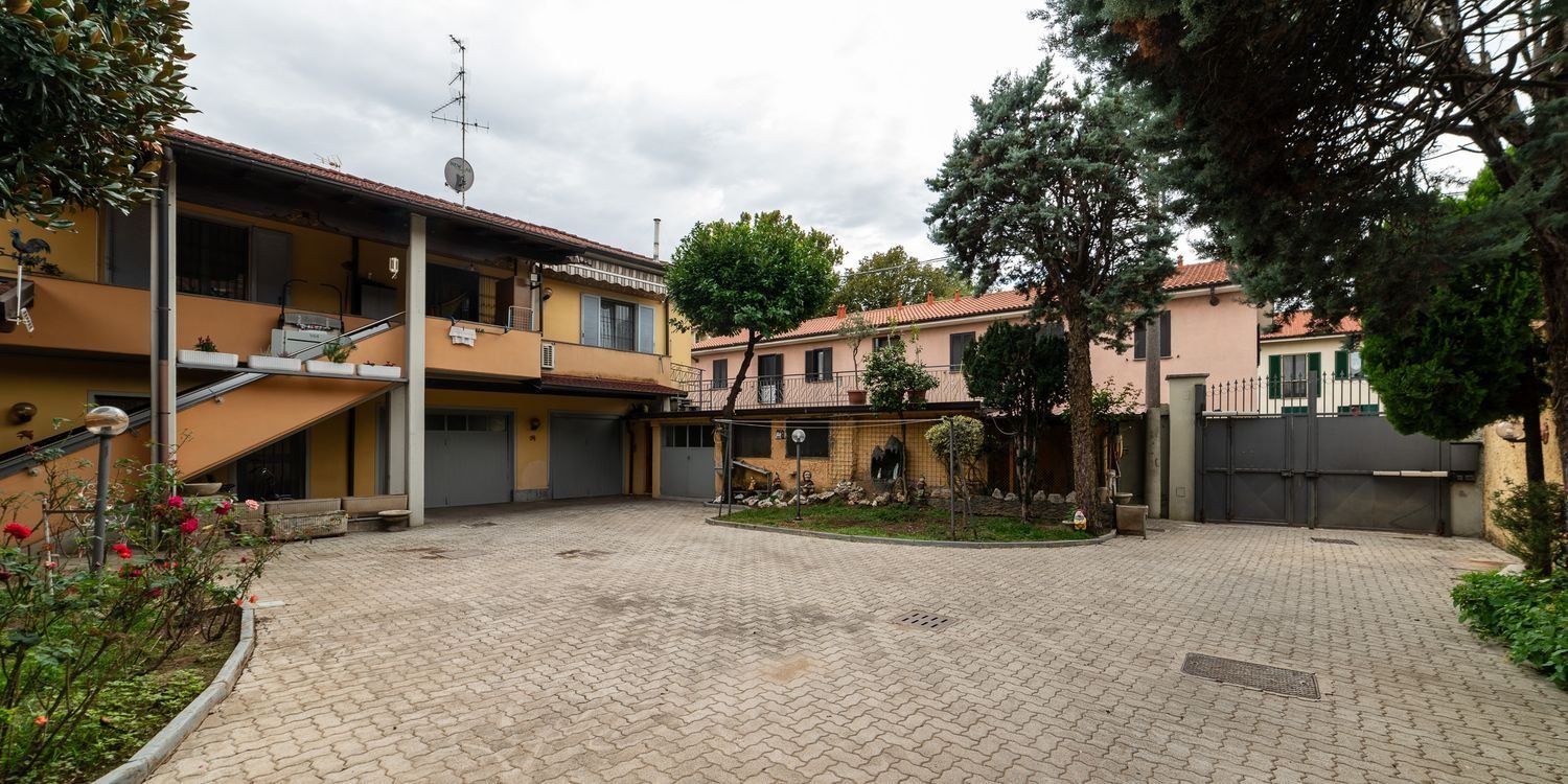 3غرفة منزل في Santo Stefano Ticino, Italy رقم 136183