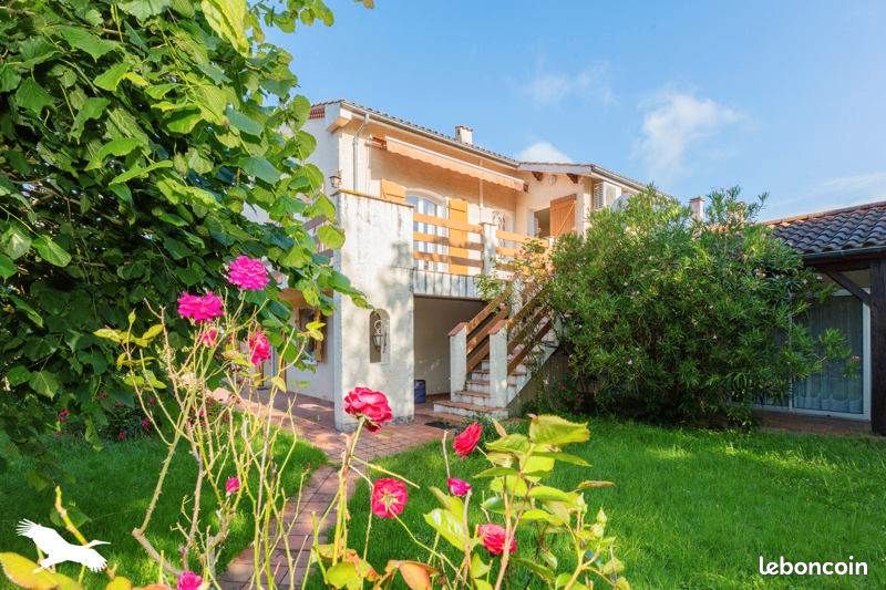 3 bedrooms Villa in Auterive, France No. 336135