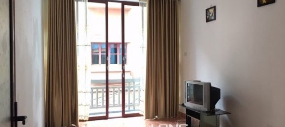 Casa de 4 dormitorios en Tay Ho, Vietnam No. 1880 8