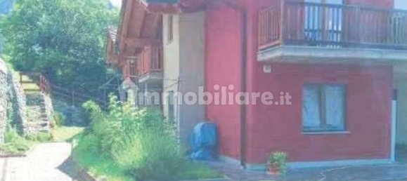 2 bedrooms House in Quart, Italy No. 297747 5