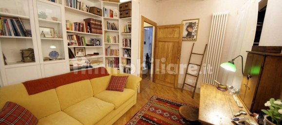 2 bedrooms Apartment in Pisa, Italy No. 8453 4