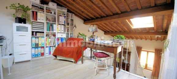 2 bedrooms Apartment in Pisa, Italy No. 8453 2