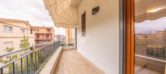 3 rooms Apartment in Rome, Italy No. 57344 7