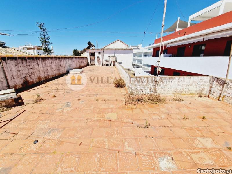  Building in Tavira, Portugal No. 136932