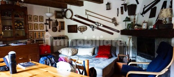 5 rooms House in Antey Saint Andre, Italy No. 339753 11