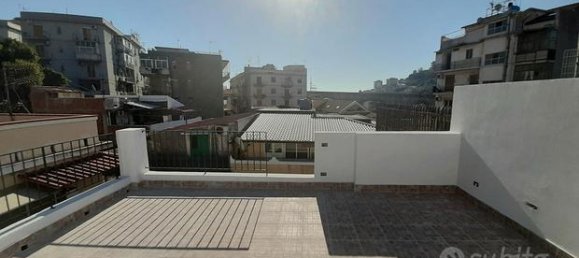 2 rooms Penthouse in Messina, Italy No. 251477 4