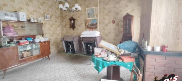 4 rooms House in Ravenna, Italy No. 17540 5
