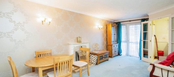 1 bedroom House in Watford, United Kingdom No. 6177 24