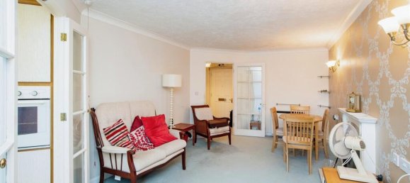 1 bedroom House in Watford, United Kingdom No. 6177 25