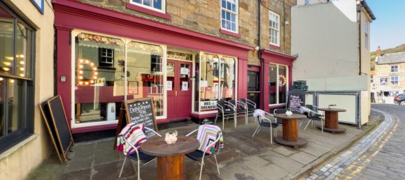 3 bedrooms House in Staithes, United Kingdom No. 1980 52