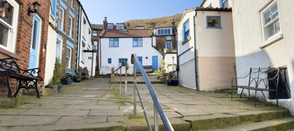 3 bedrooms House in Staithes, United Kingdom No. 1980 48