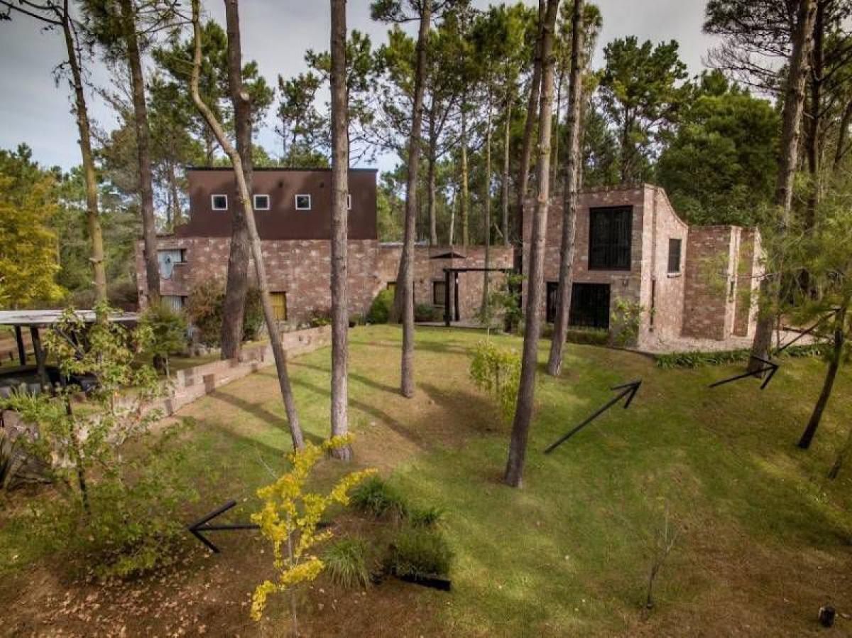 4 Schlafzimmer Haus in Mar del Plata, Argentina, Nr. 81421