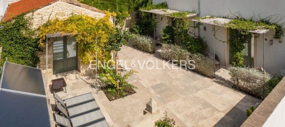 6 bedrooms House in Zollino, Italy No. 381746 10