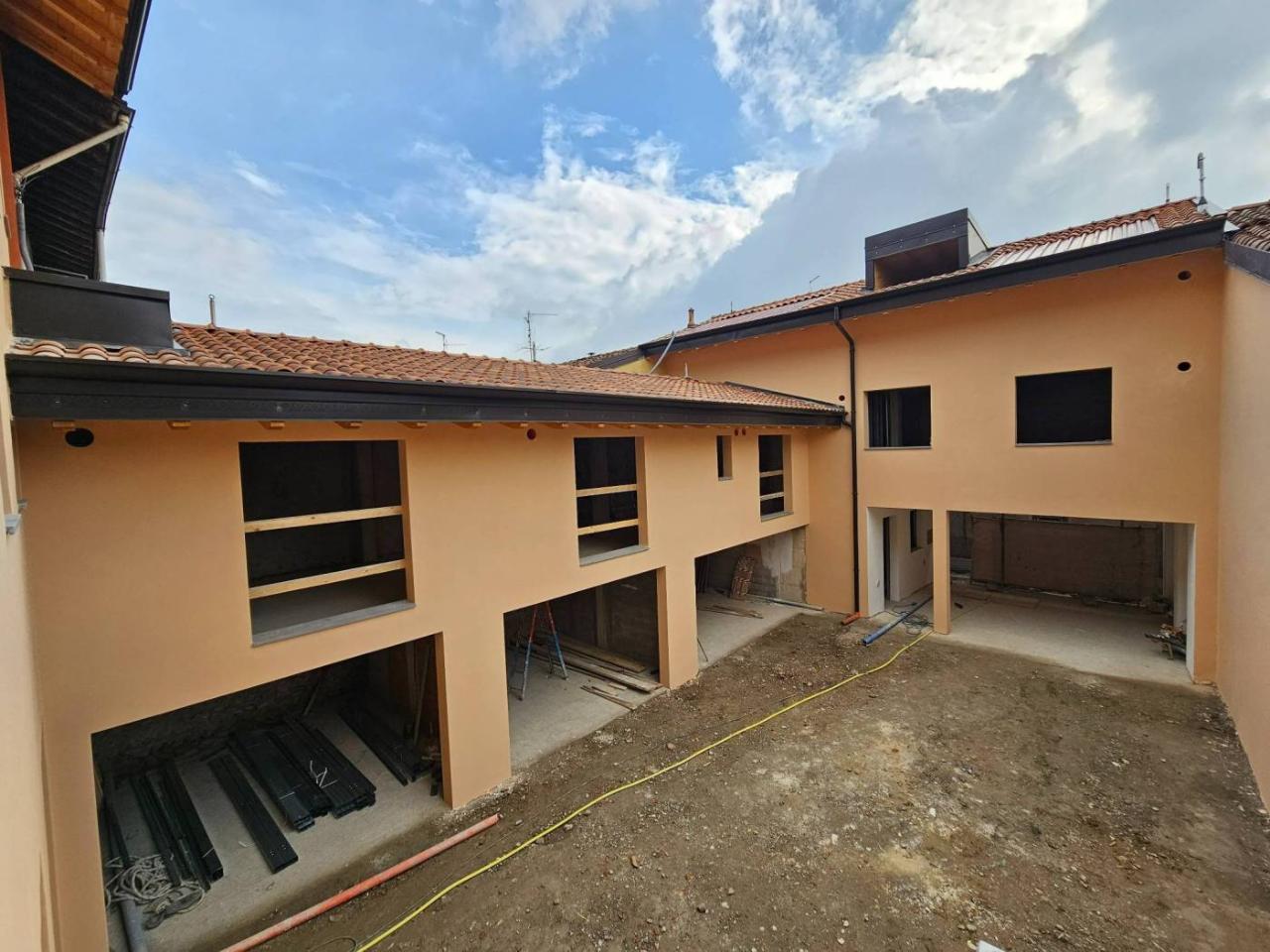 2غرفة شقة في Paladina, Italy رقم 29016