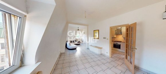 1 bedroom Duplex in Mulhouse, France No. 152473 2