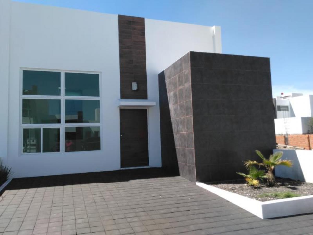 4 bedrooms House in Queretaro, Mexico No. 152979