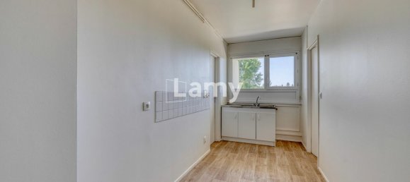 3غرفة شقة في Lormont, France رقم 279336 11