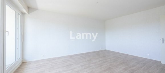 3غرفة شقة في Lormont, France رقم 279336 12