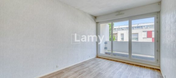 3غرفة شقة في Lormont, France رقم 279336 2