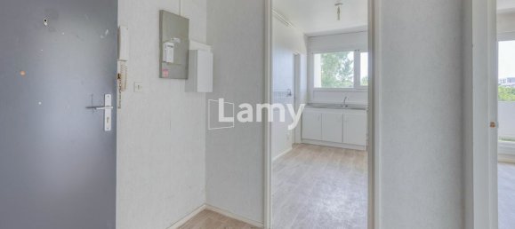 3غرفة شقة في Lormont, France رقم 279336 5