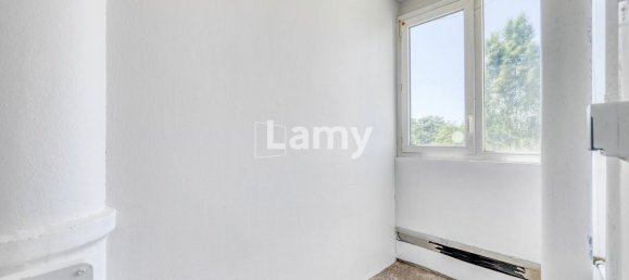 3غرفة شقة في Lormont, France رقم 279336 9